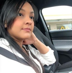 Meet your Posher, Marisol